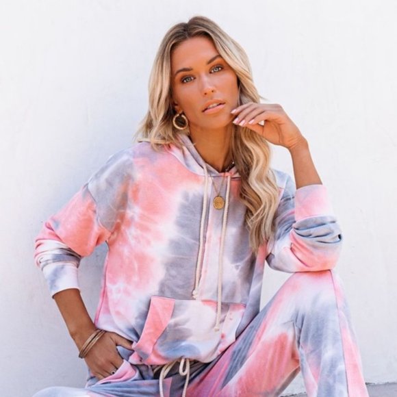 Vici tie dye sweatshirt new arrivals